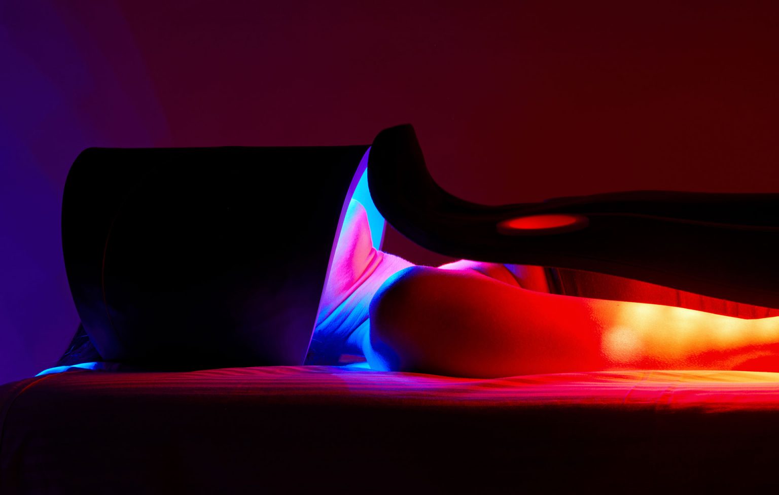 LED Light Therapy & Hyperpigmentation Les Nouvelles Esthétiques & Spa